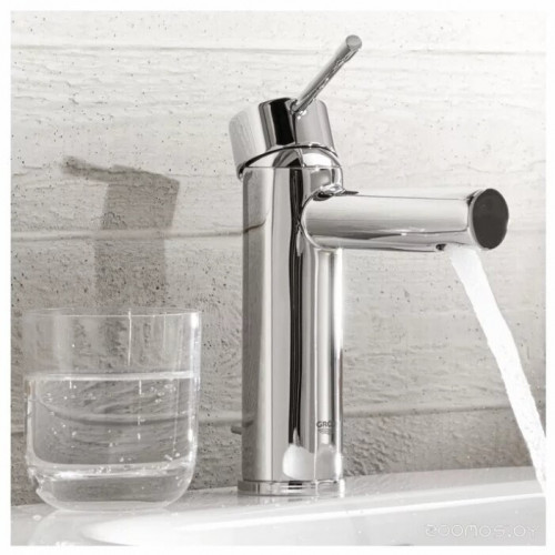 Смеситель Grohe Essence 32898001